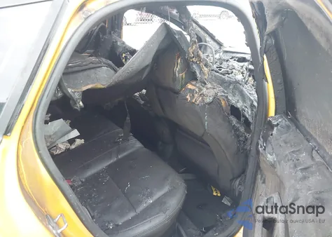 2013 Ford Focus St z USA, uszkodzony, nr VIN 1FADP3L90DL283633